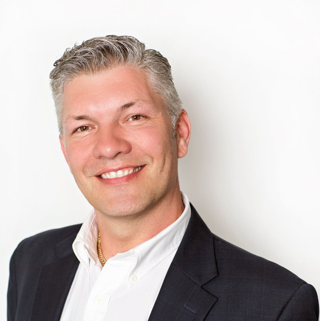realtor photo